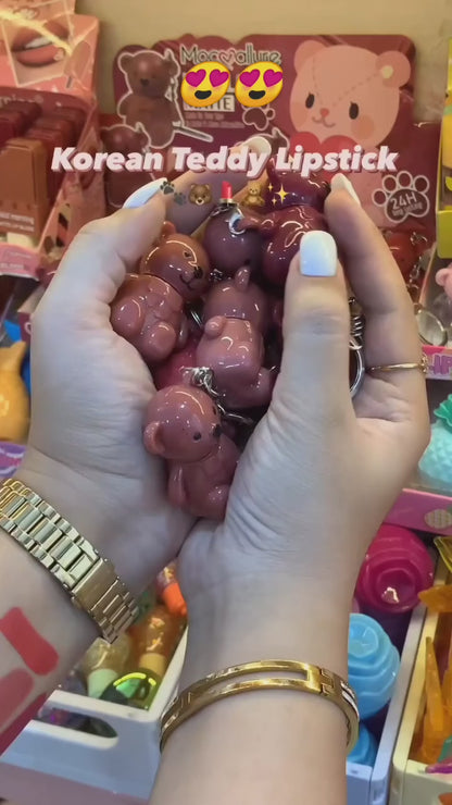 Vibrant Multicolor Glossy Lip Gloss - Perfect for Any Occasion